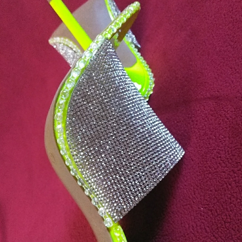 Ladies Shoes - Picture 7 of 8